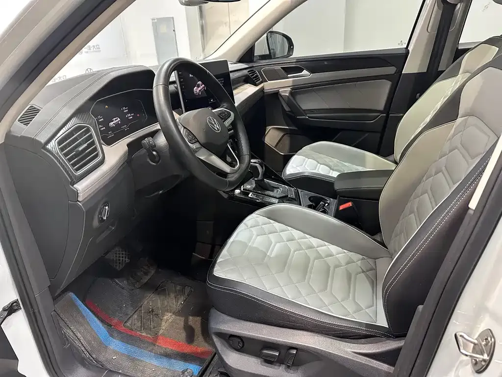 Volkswagen Tayron 2023 из CN, фото 4