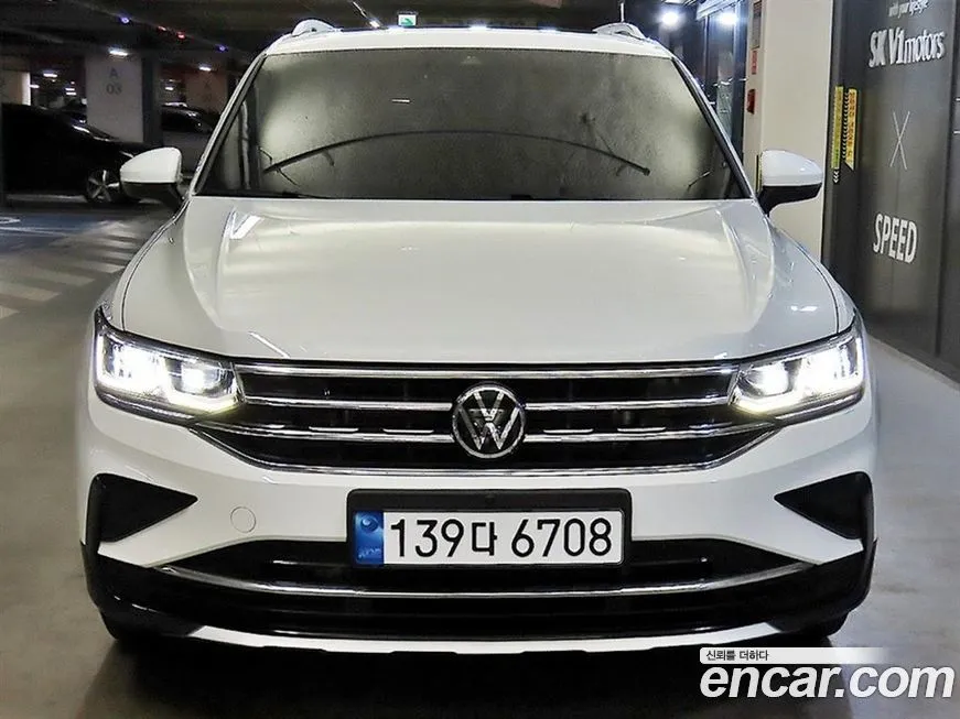 Volkswagen Tiguan — фото 4
