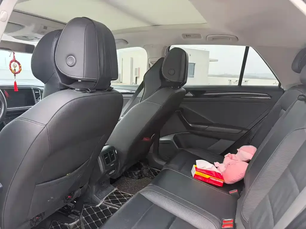 Volkswagen T-Roc 2022 из CN, фото 4