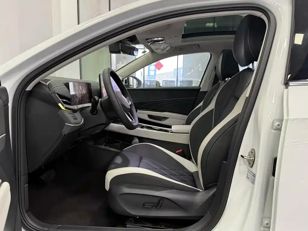 Volkswagen Sagitar 2025 из CN, фото 8