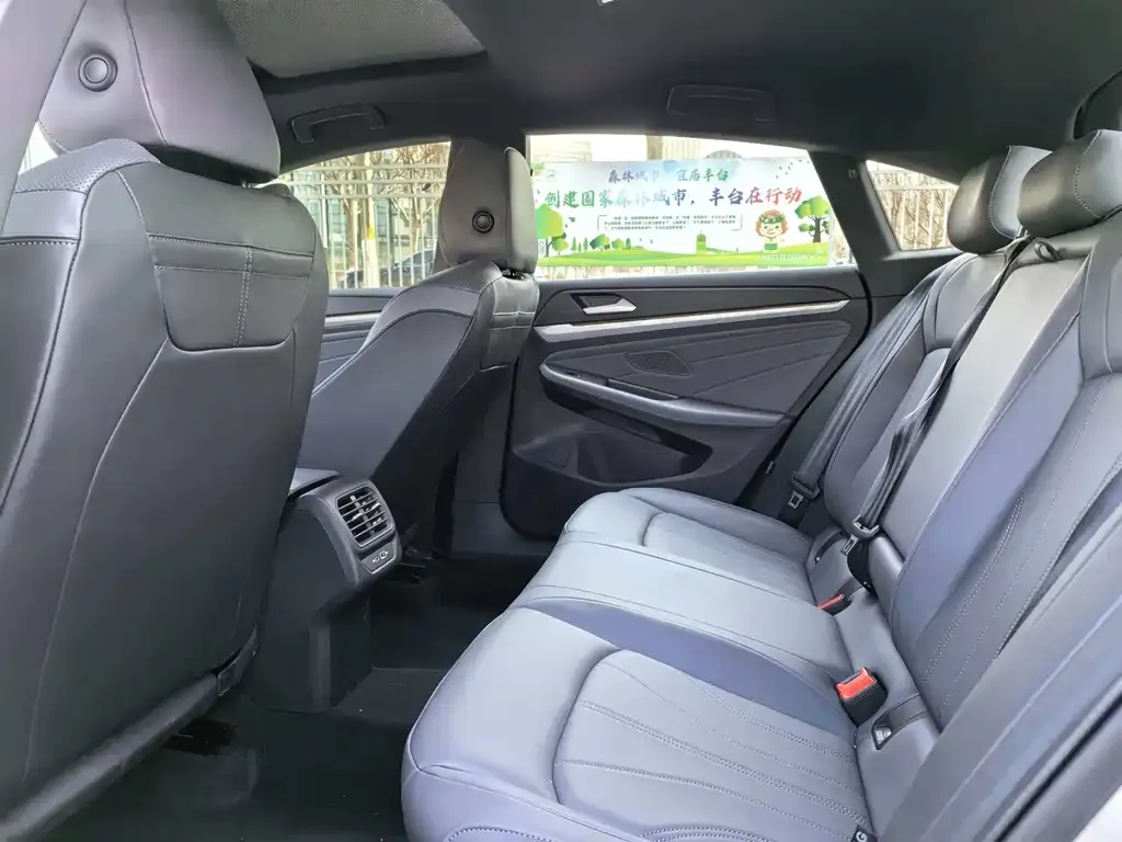 Volkswagen Lamando 2025 из CN, фото 4