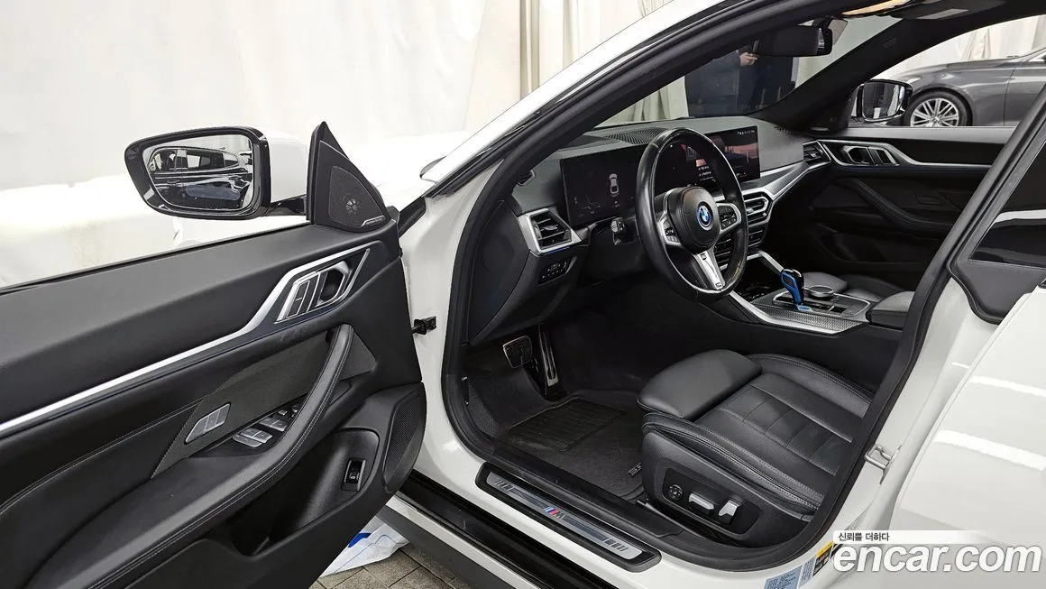 BMW i4 2023 из KR, фото 3