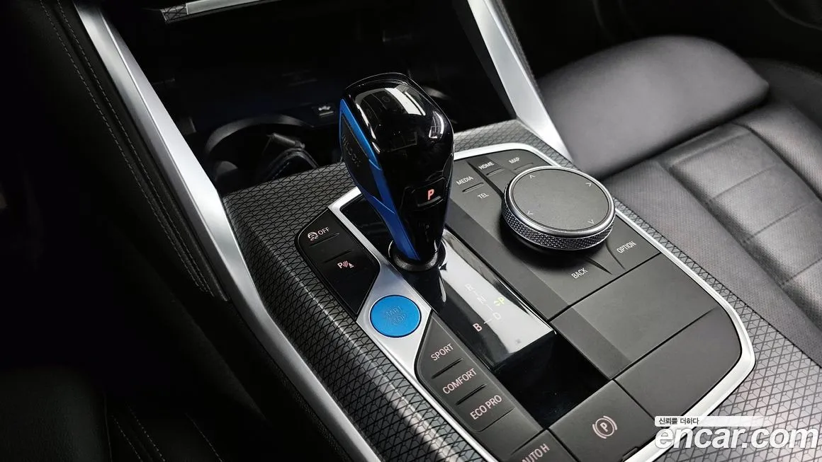 BMW i4 2023 из KR, фото 2