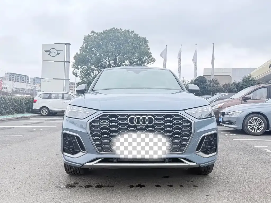 Audi Q5L Sportback 2023 из CN, фото 6