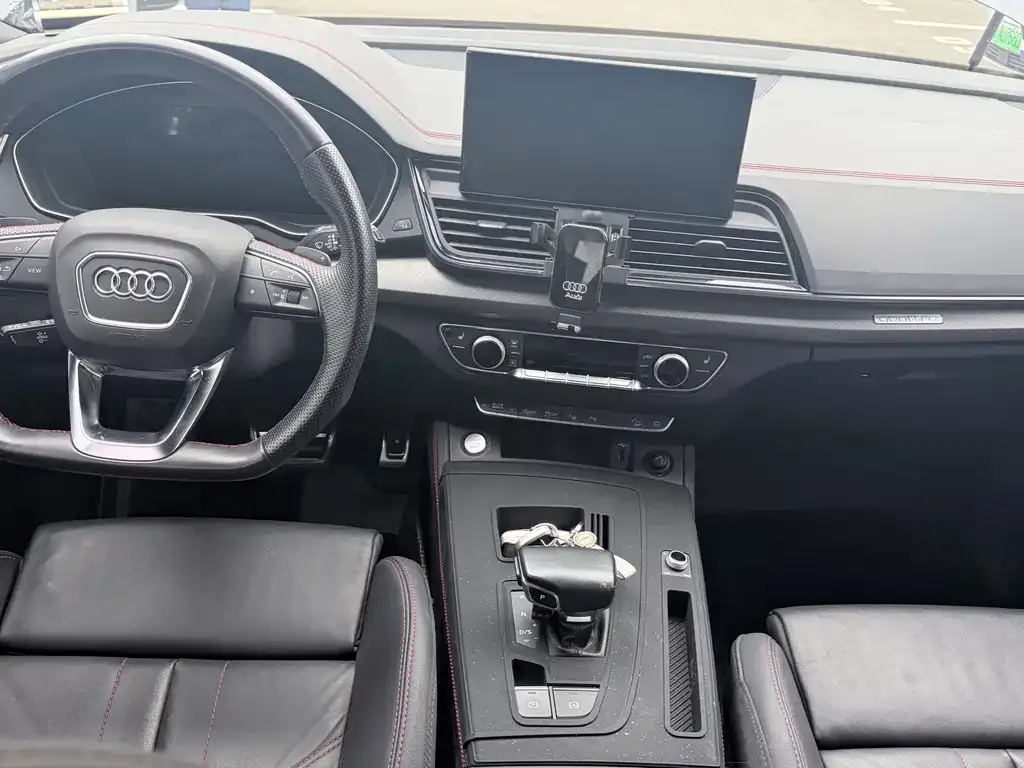 Audi Q5L Sportback 2023 из CN, фото 5