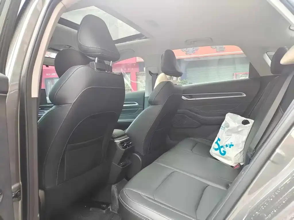 Geely Emgrand 2025 из CN, фото 4