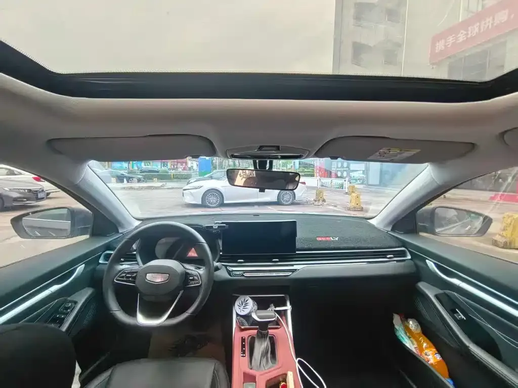 Geely Emgrand 2025 из CN, фото 3