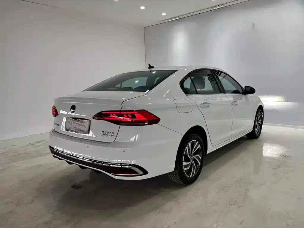 Volkswagen Bora 2022 из CN, фото 2
