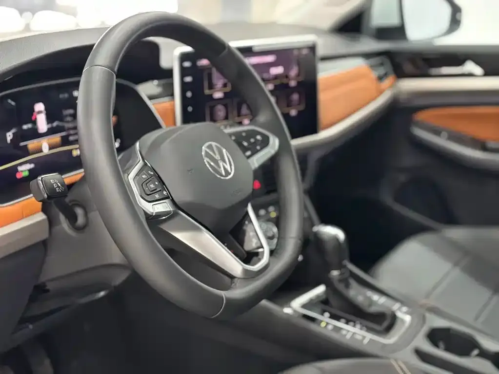 Volkswagen Bora 2022 из CN, фото 6