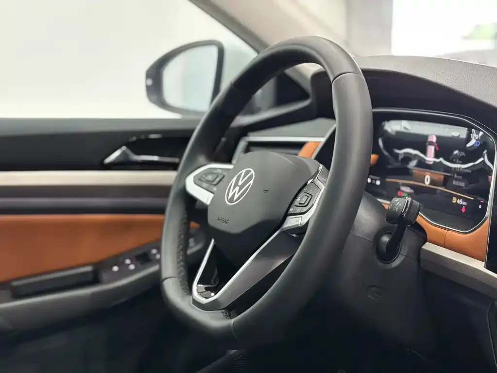 Volkswagen Bora 2022 из CN, фото 7