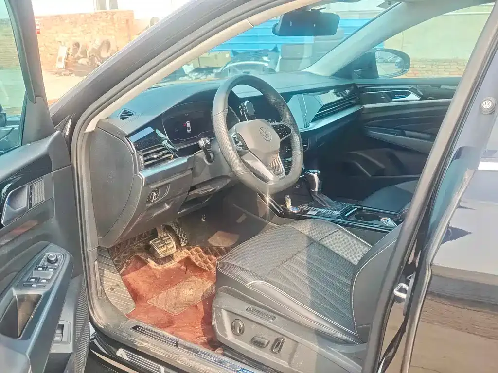 Volkswagen Passat 2022 из CN, фото 4