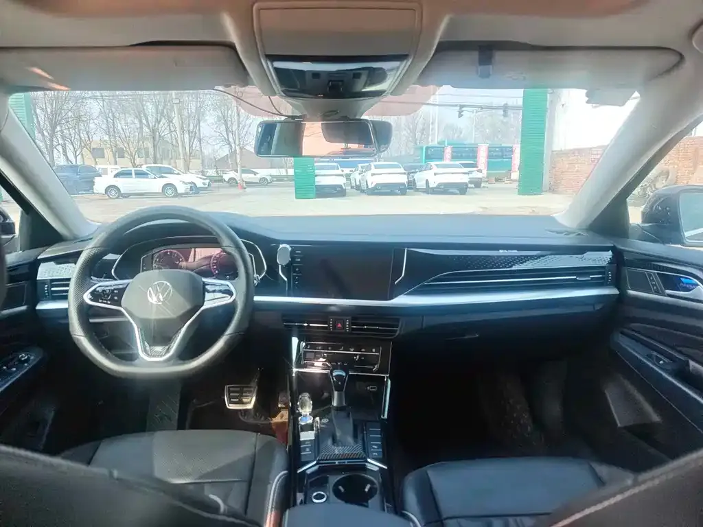 Volkswagen Passat 2022 из CN, фото 2