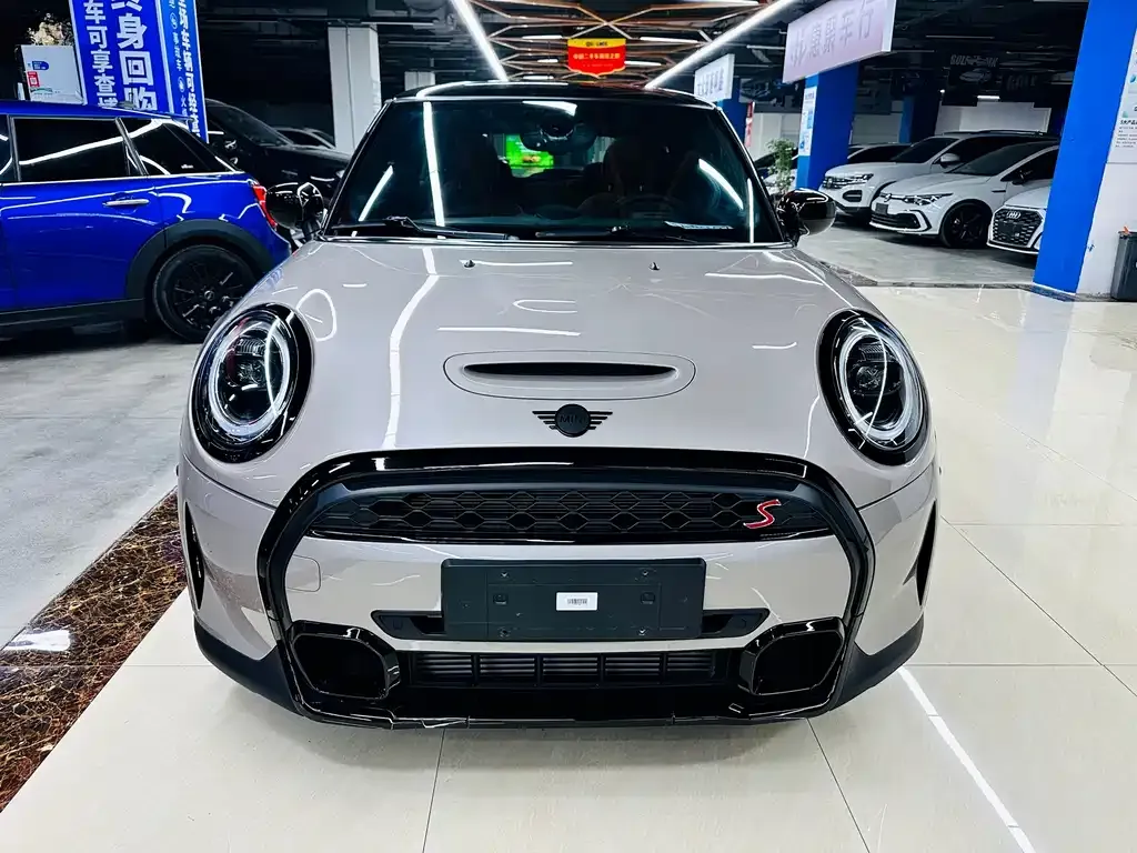 MINI Cooper (3-door) 2024 из CN, фото 10
