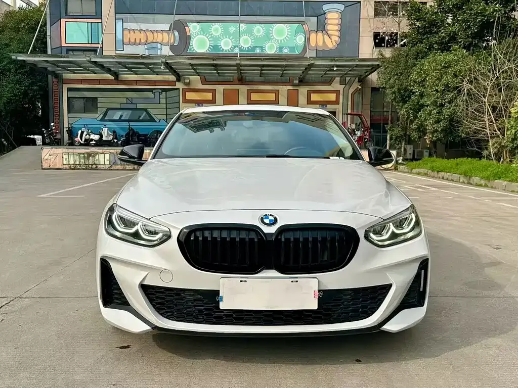 BMW 1 Series 2022 из CN, фото 5