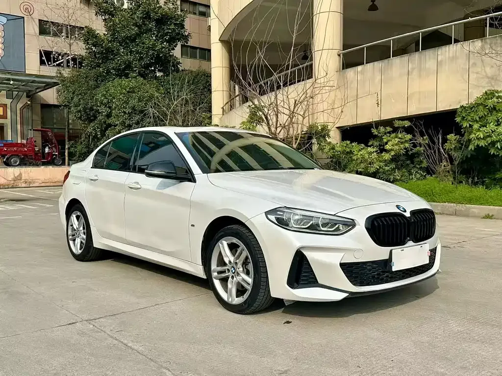 BMW 1 Series 2022 из CN, фото 7