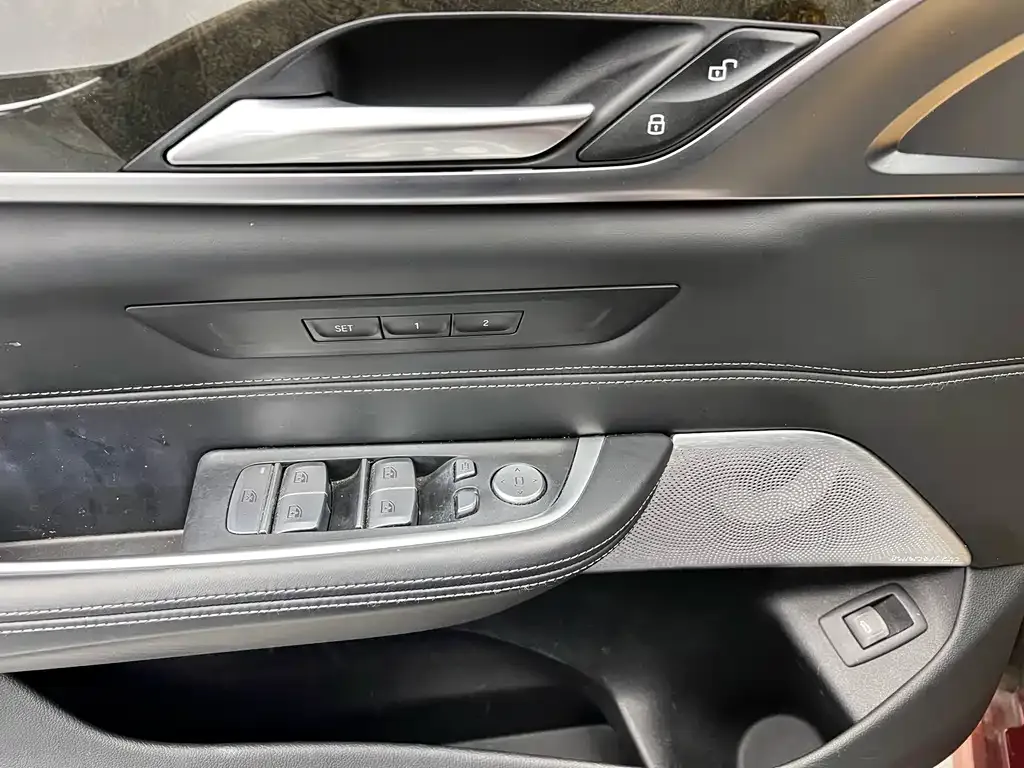 BMW 6 Series GT 2021 из CN, фото 4