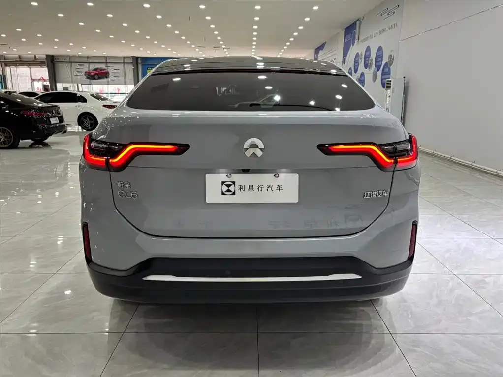 NIO EC6 — фото 9