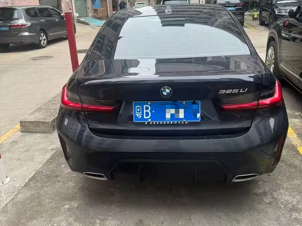 BMW 3 Series 2025 из CN, фото 2