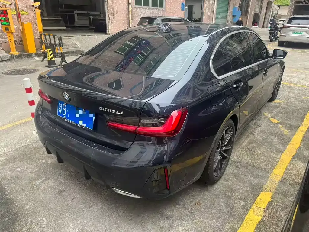 BMW 3 Series 2025 из CN, фото 4