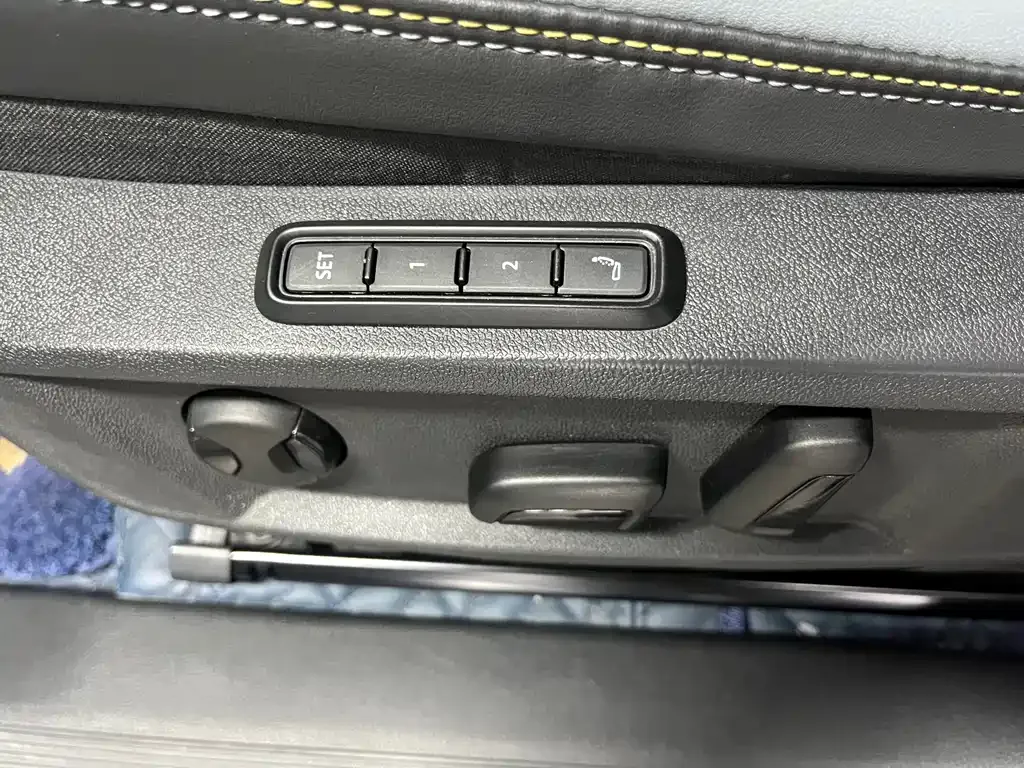 Volkswagen ID.4 X 2023 из CN, фото 10