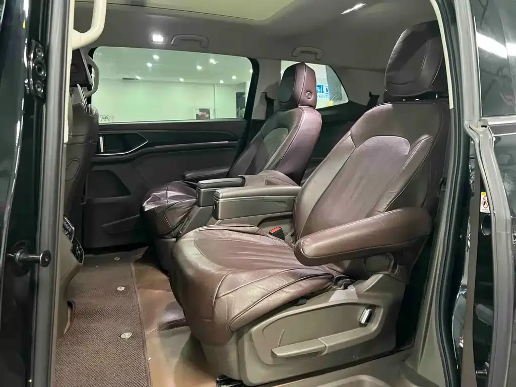 Volkswagen Viloran 2023 из CN, фото 8