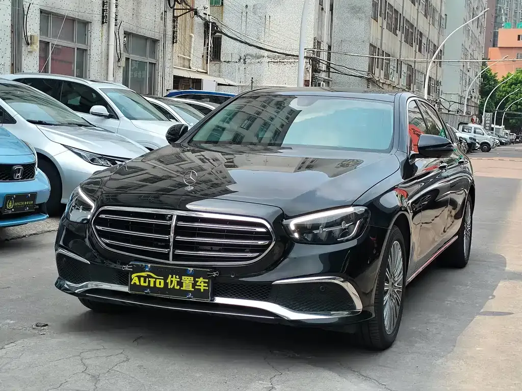 Mercedes-Benz E-Class 2023 из CN, фото 1