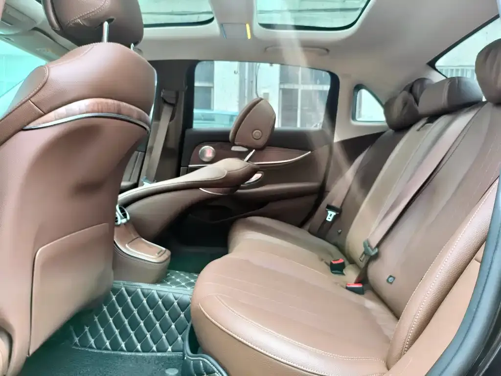 Mercedes-Benz E-Class 2023 из CN, фото 7