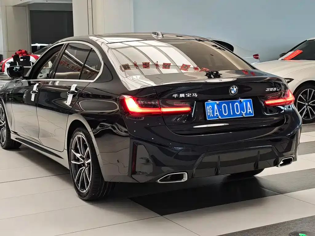 BMW 3 Series 2023 из CN, фото 4