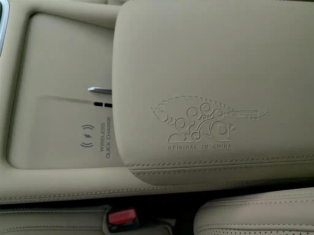 Geely Xingyue L 2024 из CN, фото 2