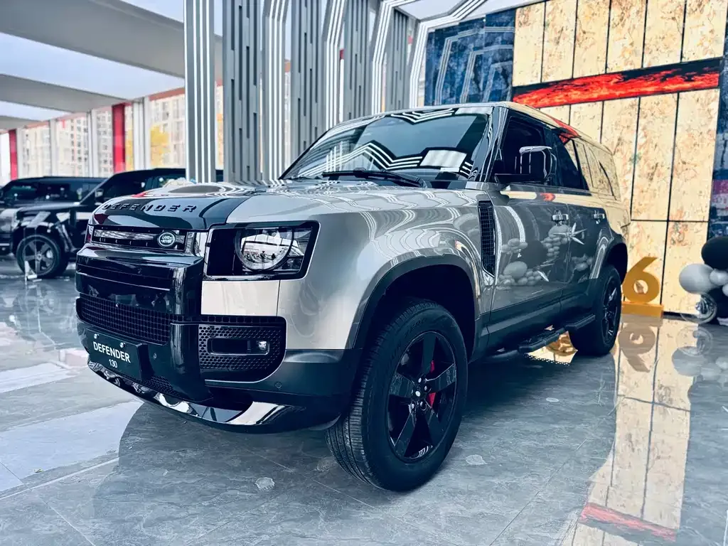 Land Rover Defender 2023 из CN, фото 1