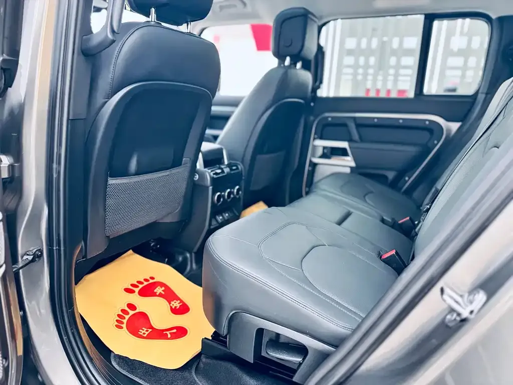 Land Rover Defender 2023 из CN, фото 7