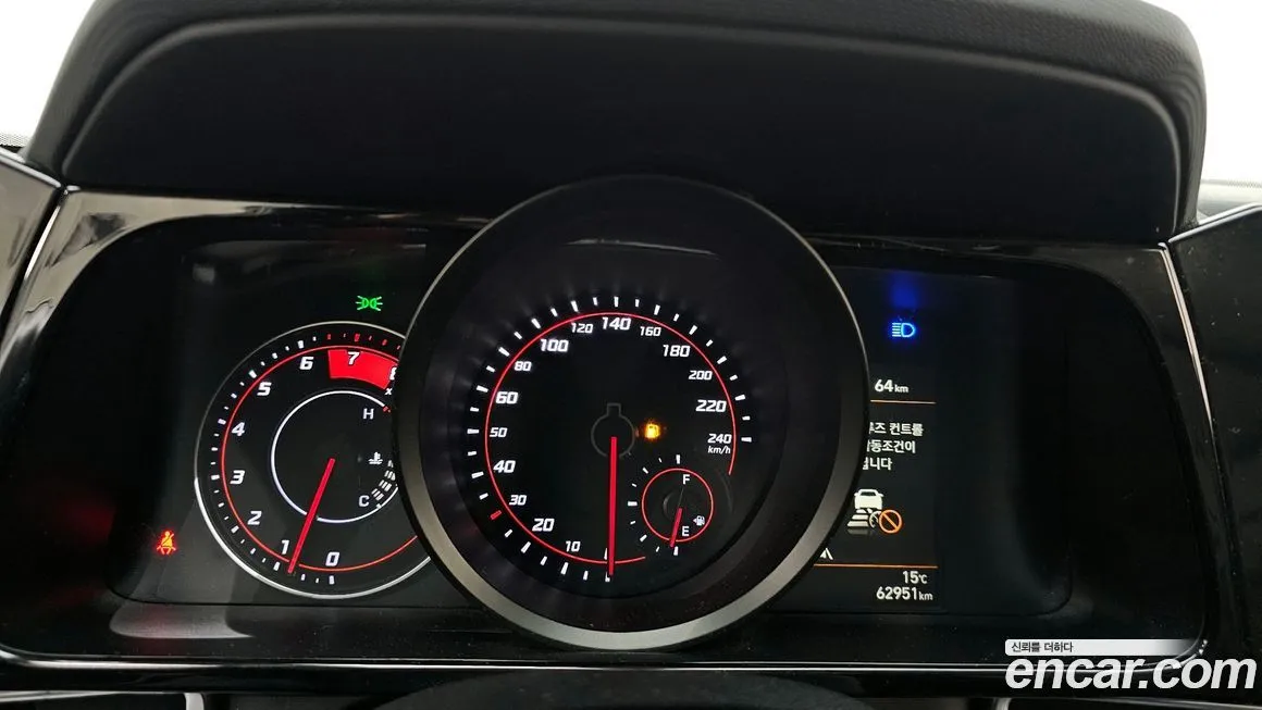 Hyundai AVANTE — фото 4
