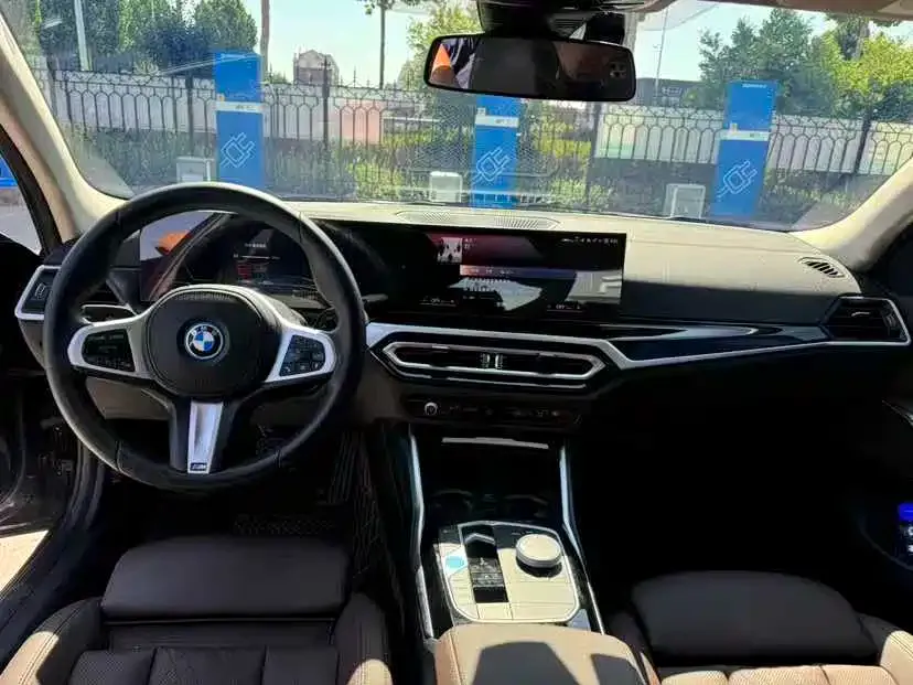 BMW i3 — фото 9