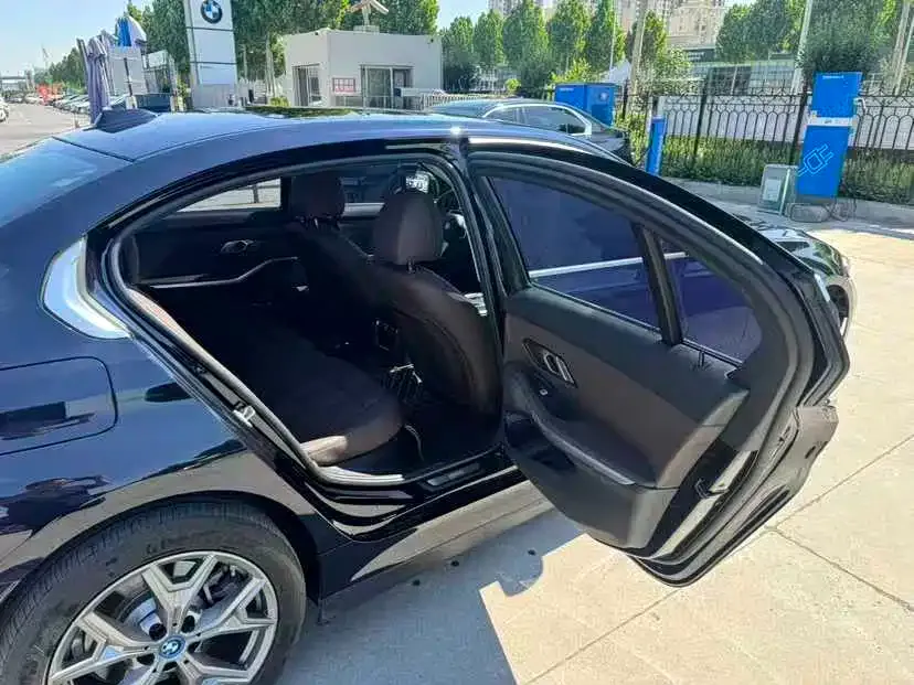 BMW i3 — фото 10
