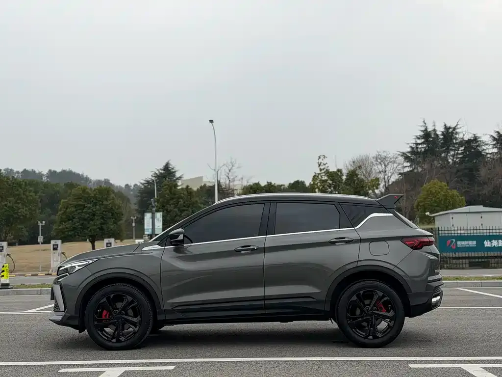 Geely Binyue 2022 из CN, фото 3