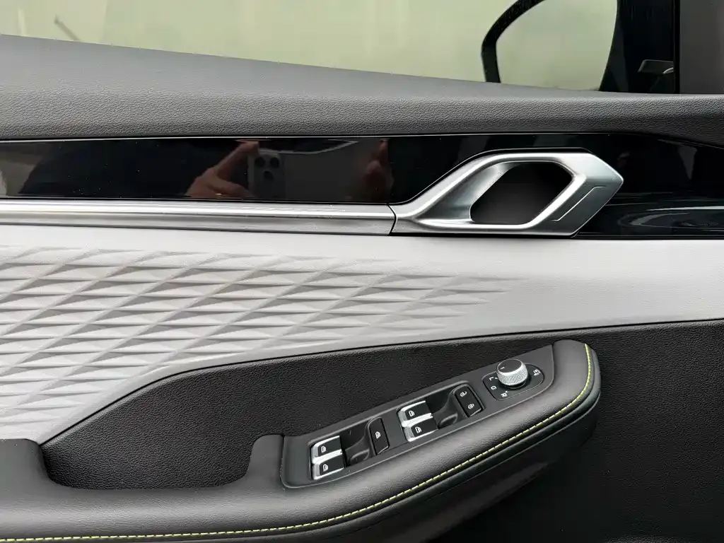 Geely Binyue 2022 из CN, фото 9