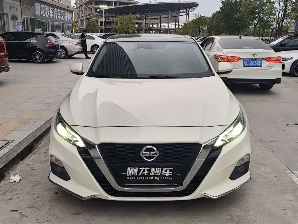 Nissan Teana 2021 из CN, фото 3