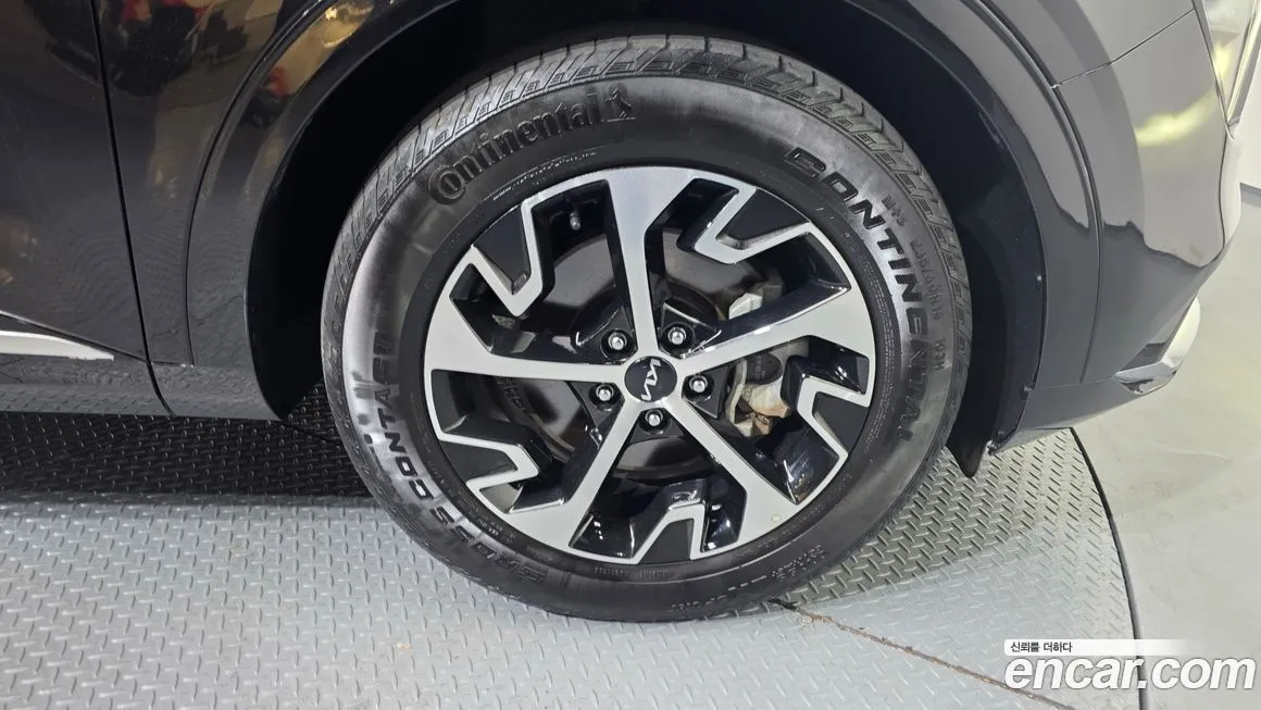 Kia Sportage — фото 7