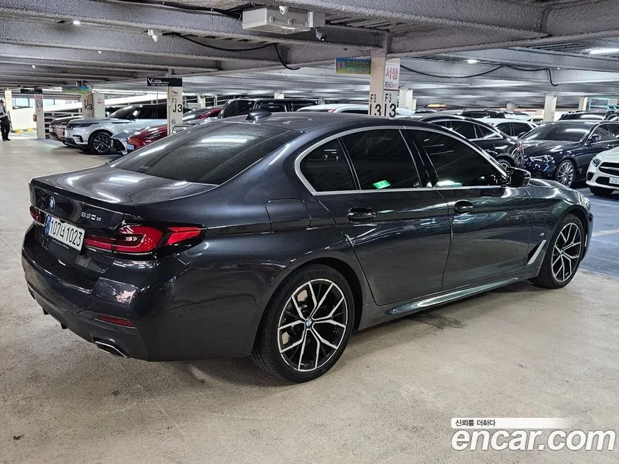 BMW 5-Series 2021 из KR, фото 8