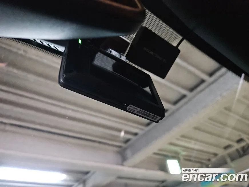 BMW 5-Series 2021 из KR, фото 2