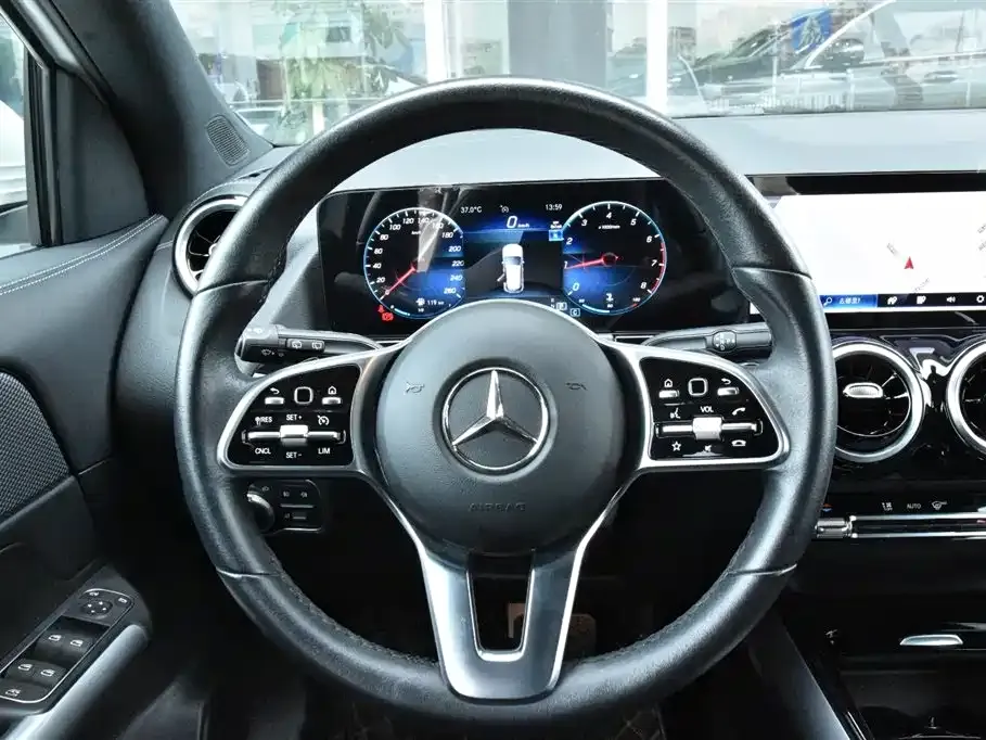 Mercedes-Benz GLA 2022 из CN, фото 3