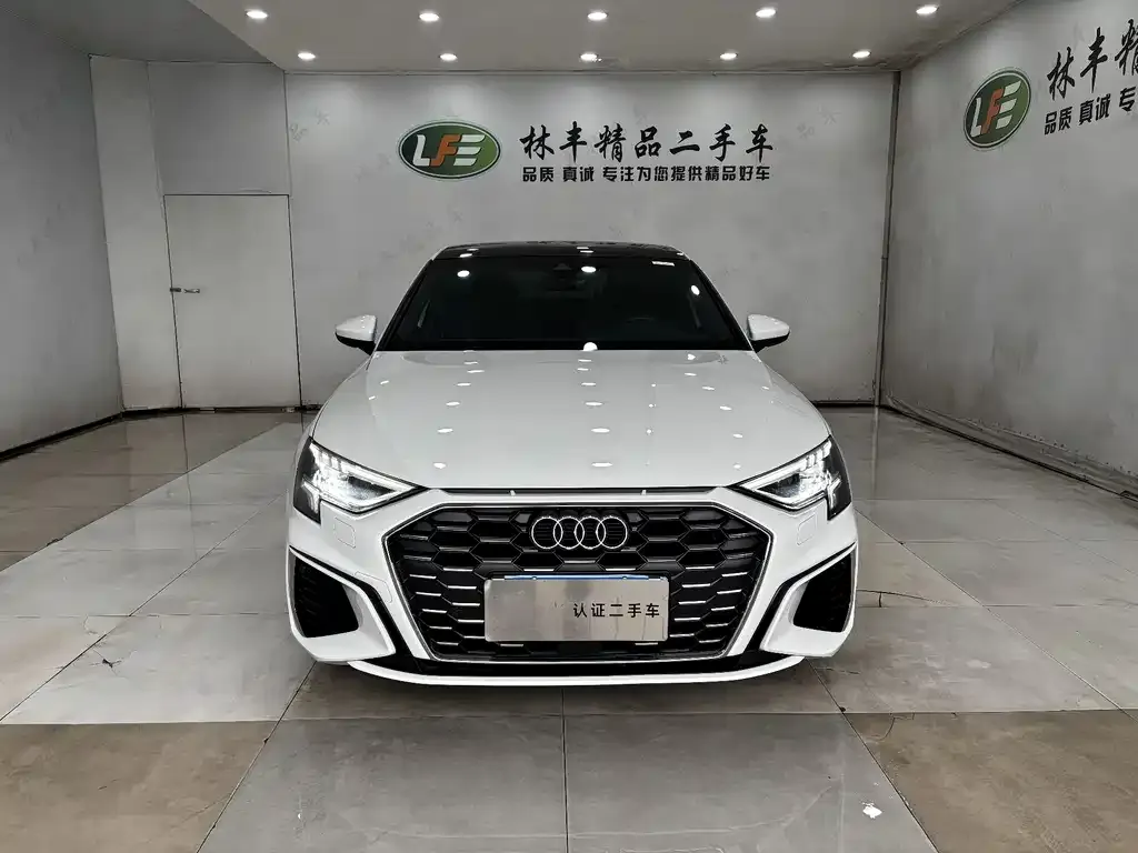 Audi A3 2022 из CN, фото 2