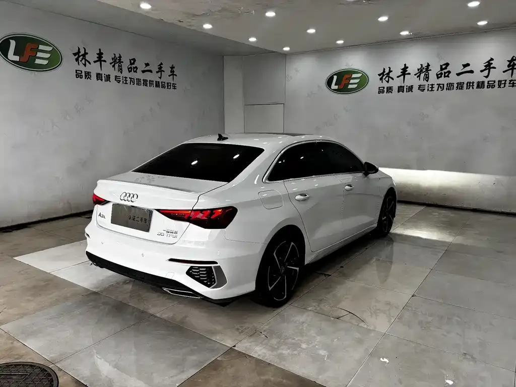 Audi A3 2022 из CN, фото 8