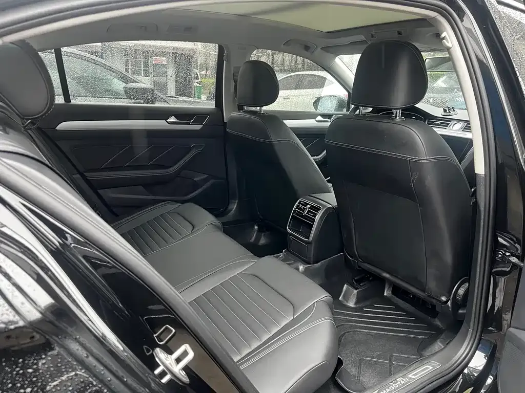 Volkswagen Magotan 2025 из CN, фото 5