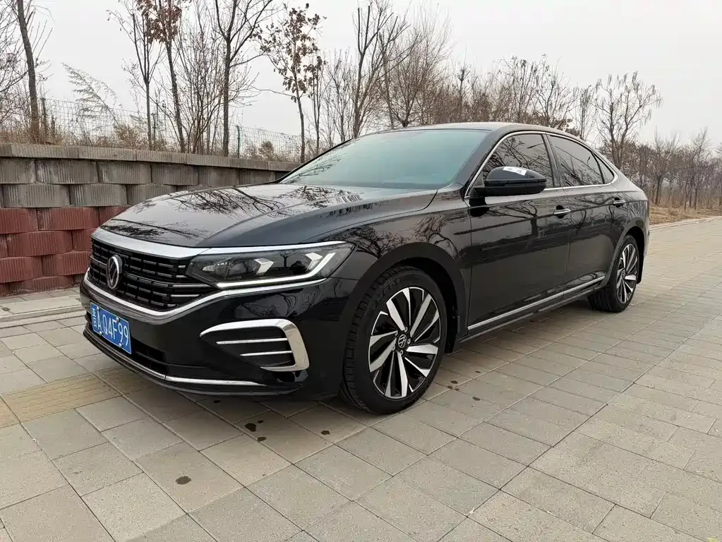 Volkswagen Passat 2022 из CN, фото 1