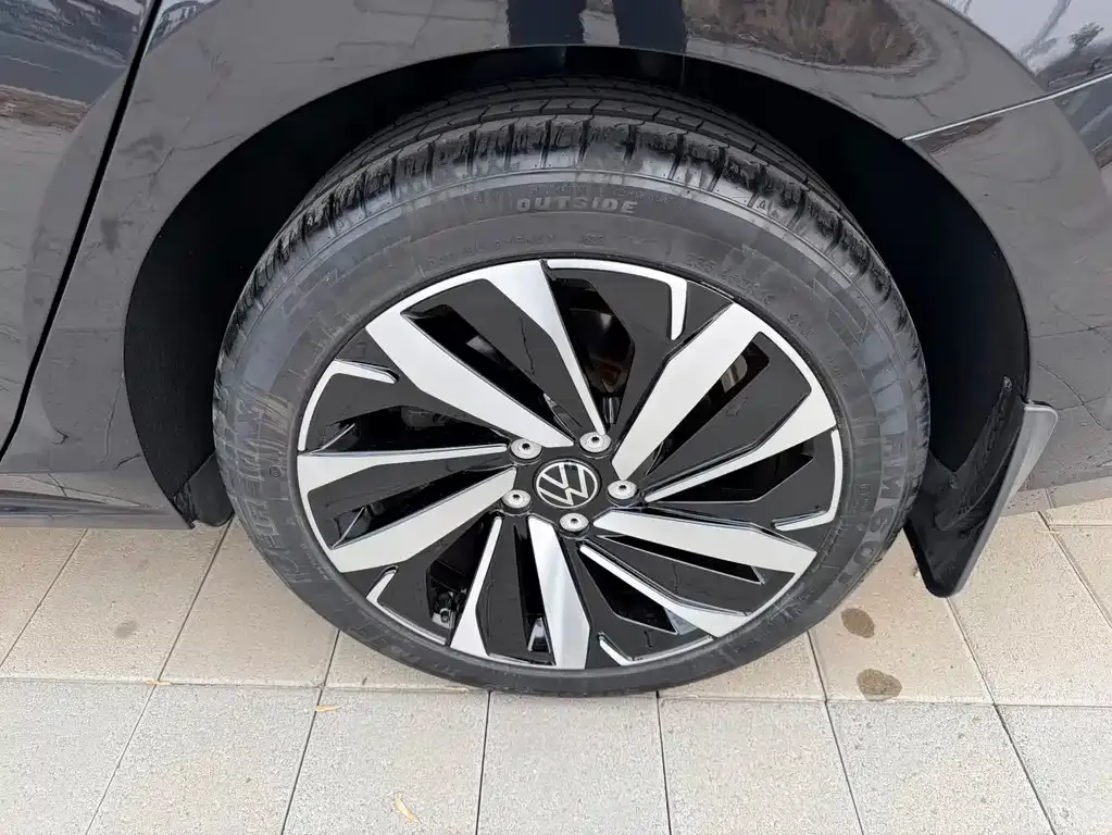 Volkswagen Passat 2022 из CN, фото 9