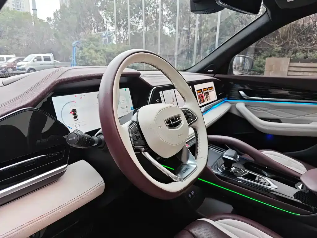 Geely Xingyue L 2022 из CN, фото 3