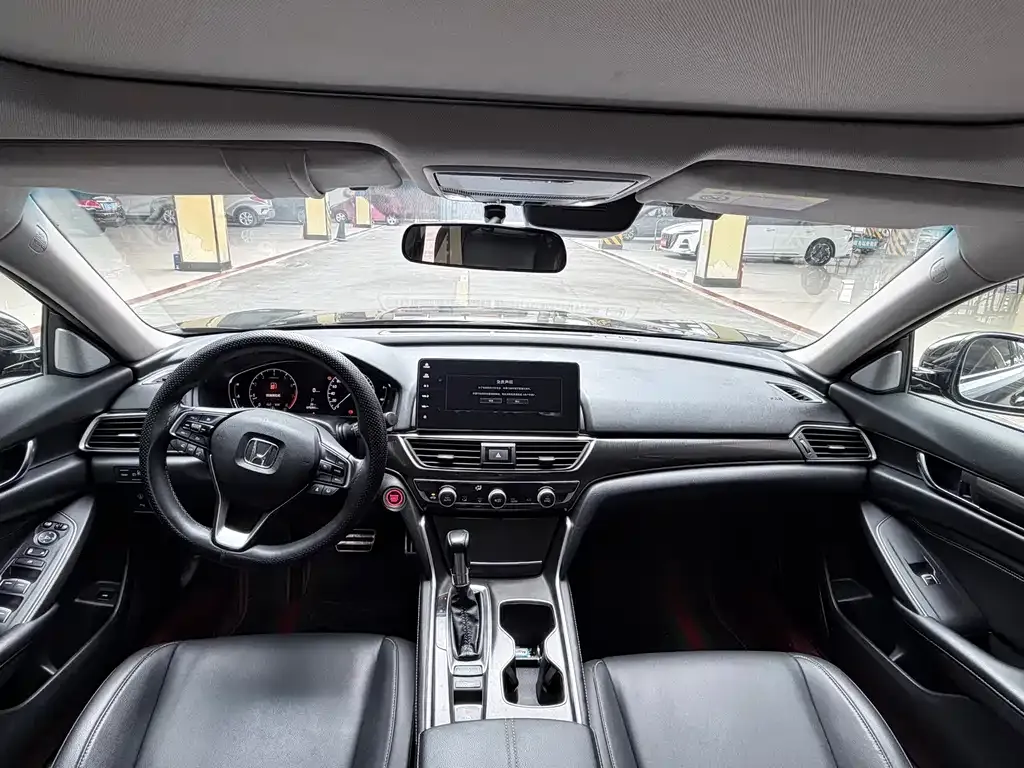 Honda Accord 2023 из CN, фото 3