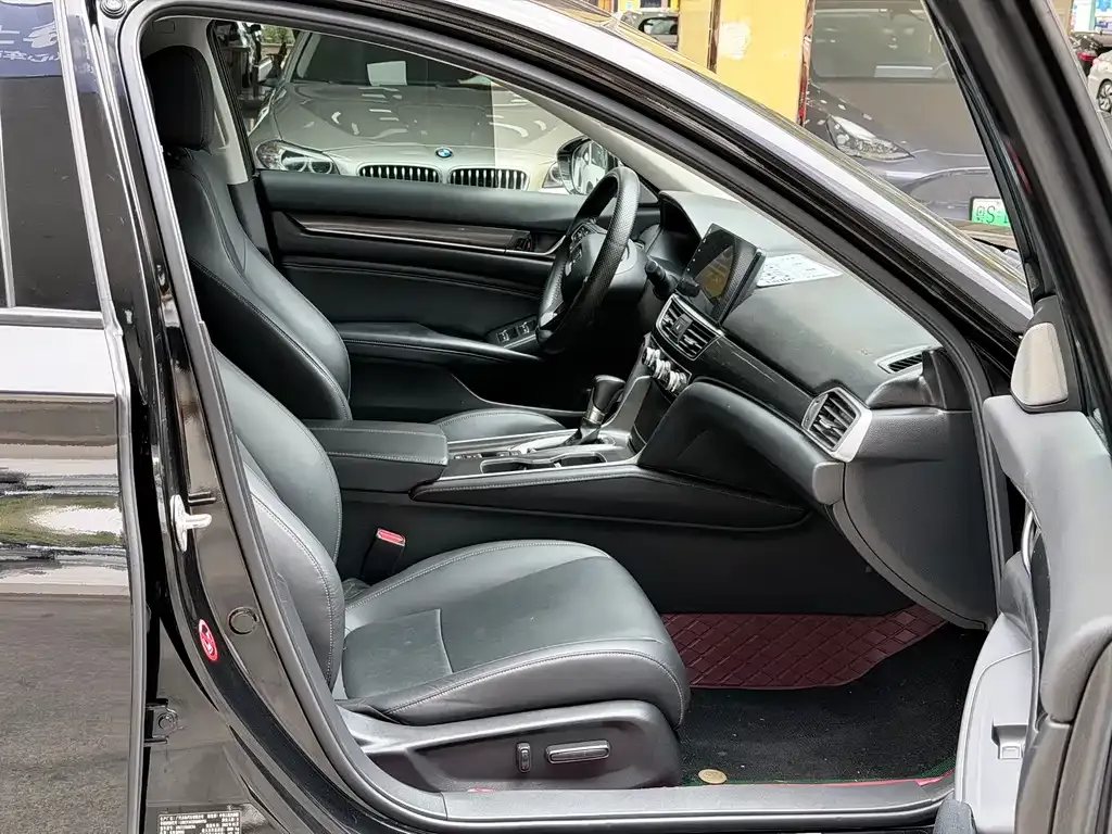 Honda Accord 2023 из CN, фото 5