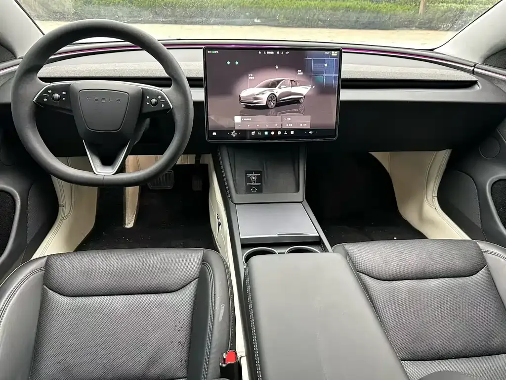 Tesla Model 3 — фото 8